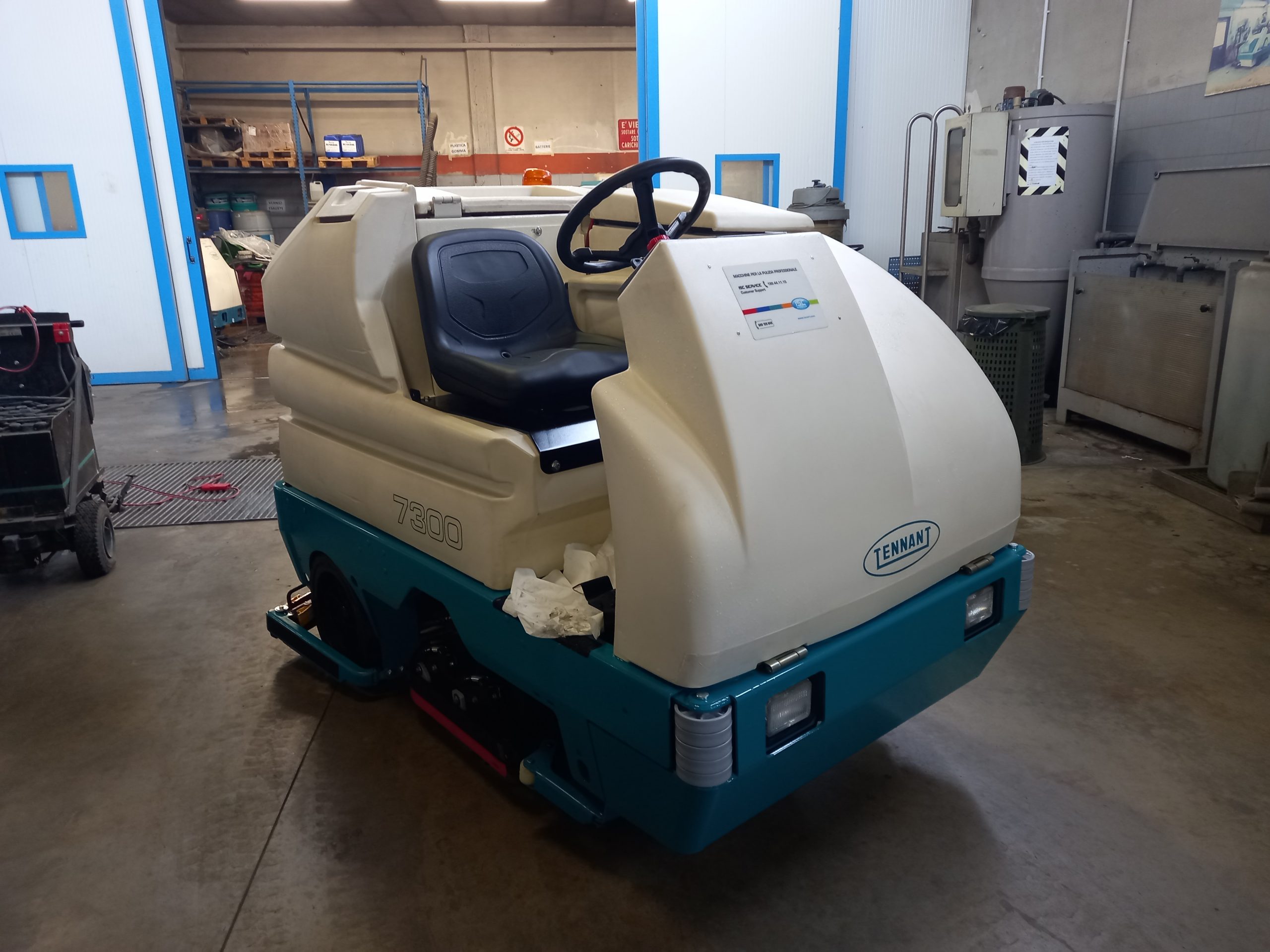 1399_1_1022-scaled-2 Lavasciuga di grandi dimensioni usata